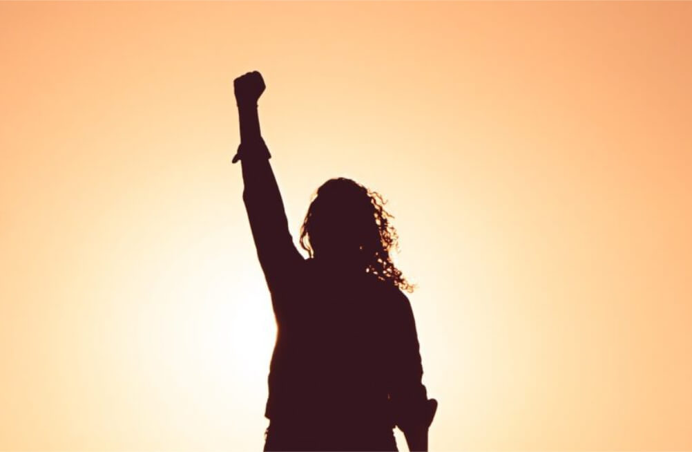 A ascensão e os desafios das mulheres na sociedade moderna