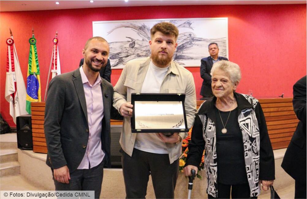 Câmara oficializa nome da Escola do Legislativo em homenagem a Zoi Liboni