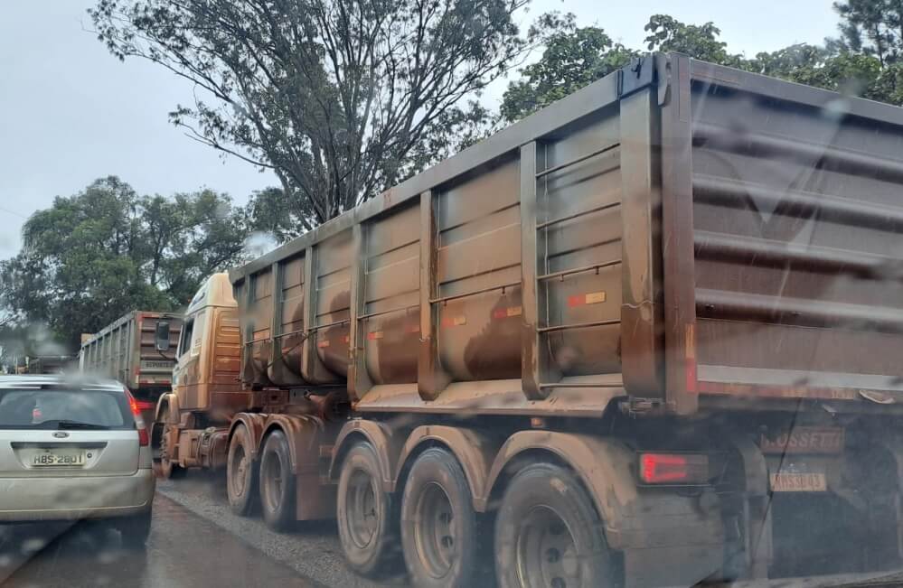 Nova Lima já tem aprovado projeto com regras de circulação de caminhões de mineradoras