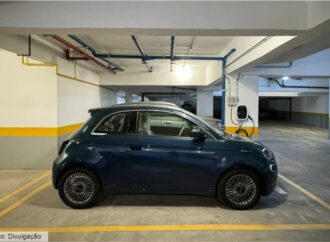 Bombeiros fazem exigências na instalação de carregadores de carros elétricos em prédios