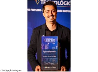 Vereador Abner é premiado com “Destaque Legislativo”