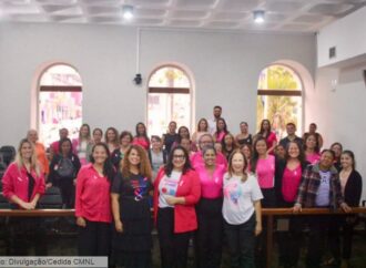 Outubro Rosa: Câmara promove roda de conversa com histórias de coragem e informação