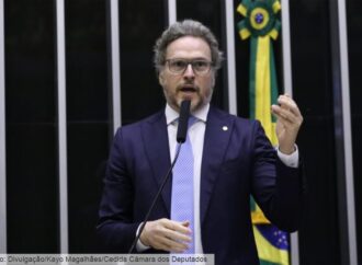 Câmara dos Deputados aprova cadeia para maus-tratos contra cavalos e animais silvestres