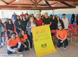 Câmara nas Escolas: nova fase com avaliação dos projetos de lei