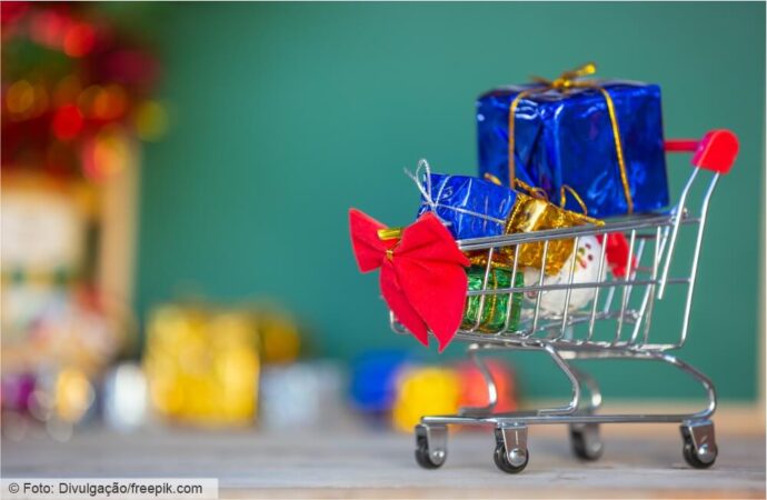 Entre compras e comemorações, a importância de repensar o consumo