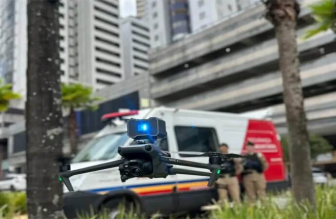 PM inicia uso de drones com giroflex, alerta sonoro e imagem para patrulhamento em BH