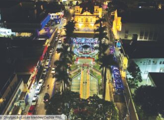 Clima de Natal toma conta da região