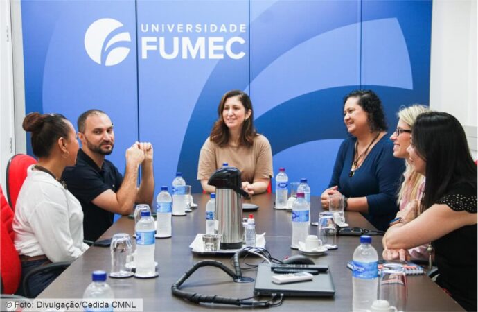 Educação que transforma, política que aproxima: Câmara reforça laços com a Universidade FUMEC