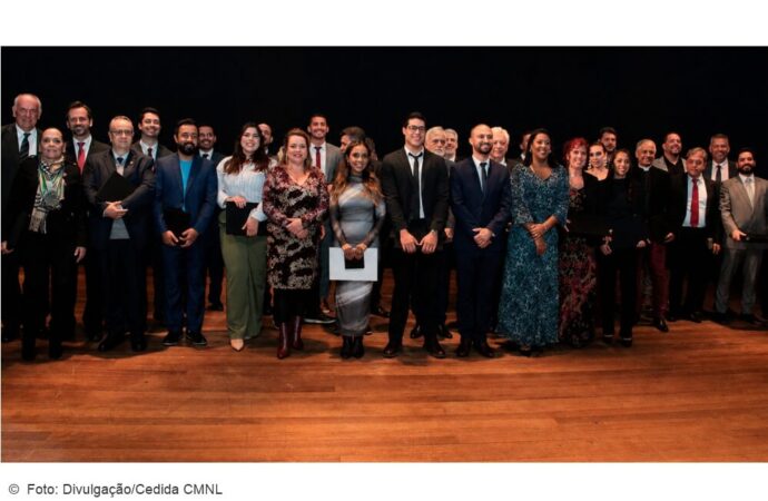 Homenagens celebram pessoas e instituições que ajudam a construir a história da cidade